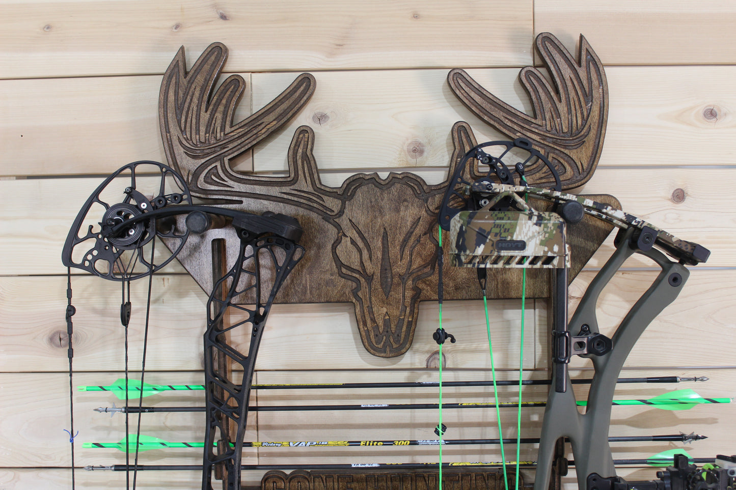 Deluxe Adjustable Compound Bow Rack